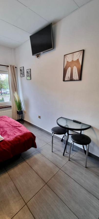Aparthotel Superjednostka Катовице Экстерьер фото